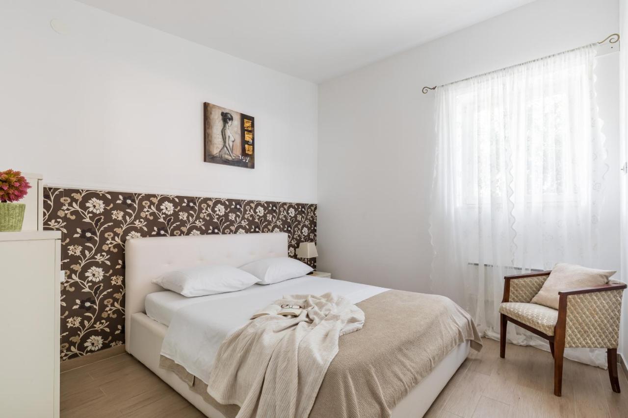 Holiday Home Split Ngoại thất bức ảnh